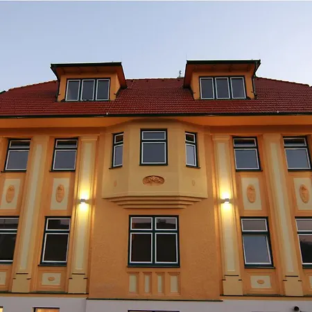 Kaiservilla Berndorf (Baden)